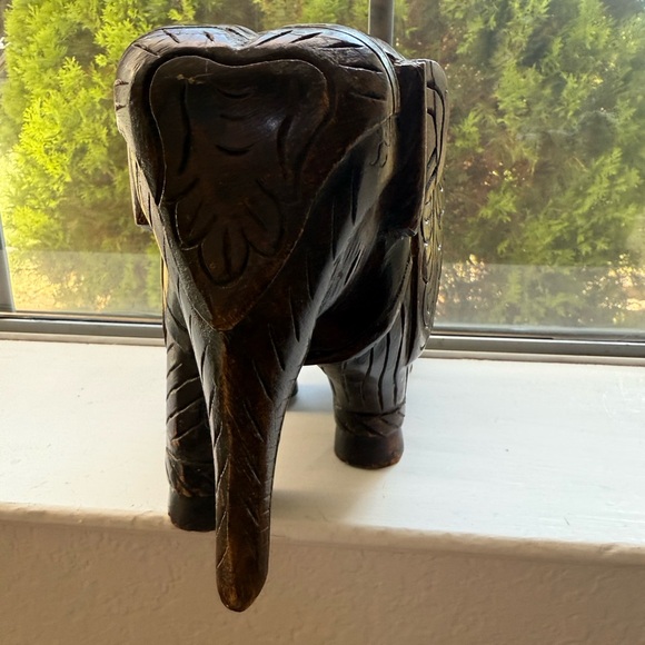 Vintage Bali Elephant solid wood carved. - Picture 2 of 5